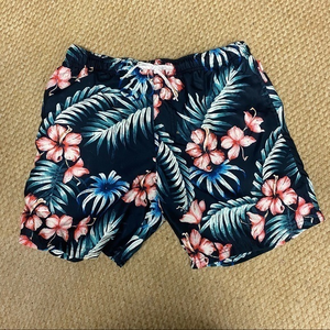 Ocean & Coast Navy Floral Swim Trunks‎ M